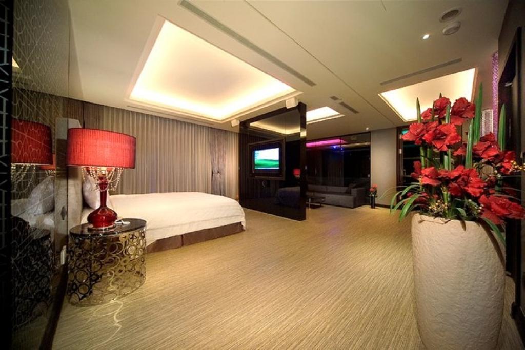 Yen Jim Boutique Motel Luodong Esterno foto